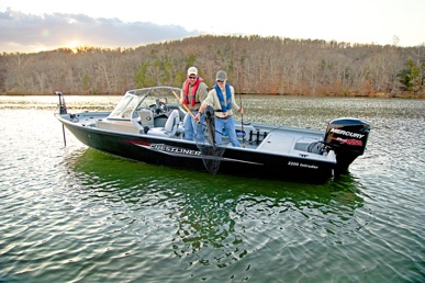 Crestliner 220 Intruder