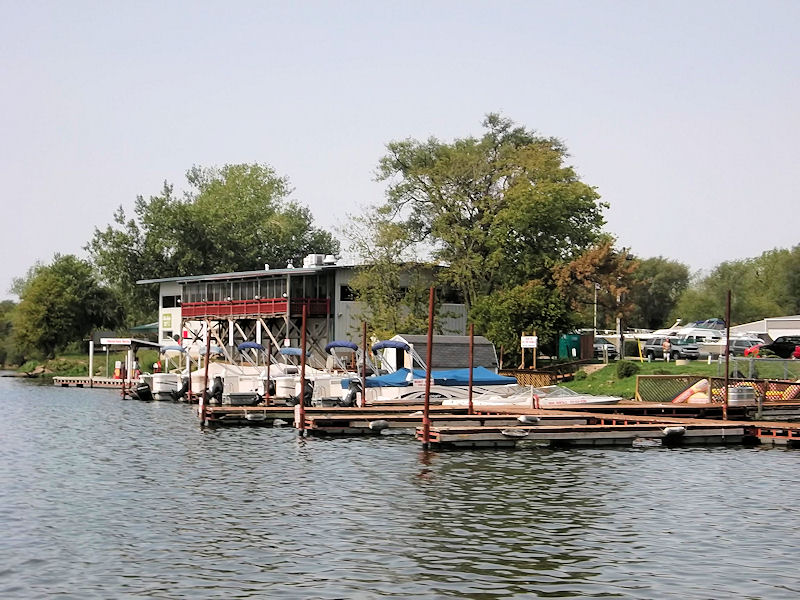 Starved Rock Marina