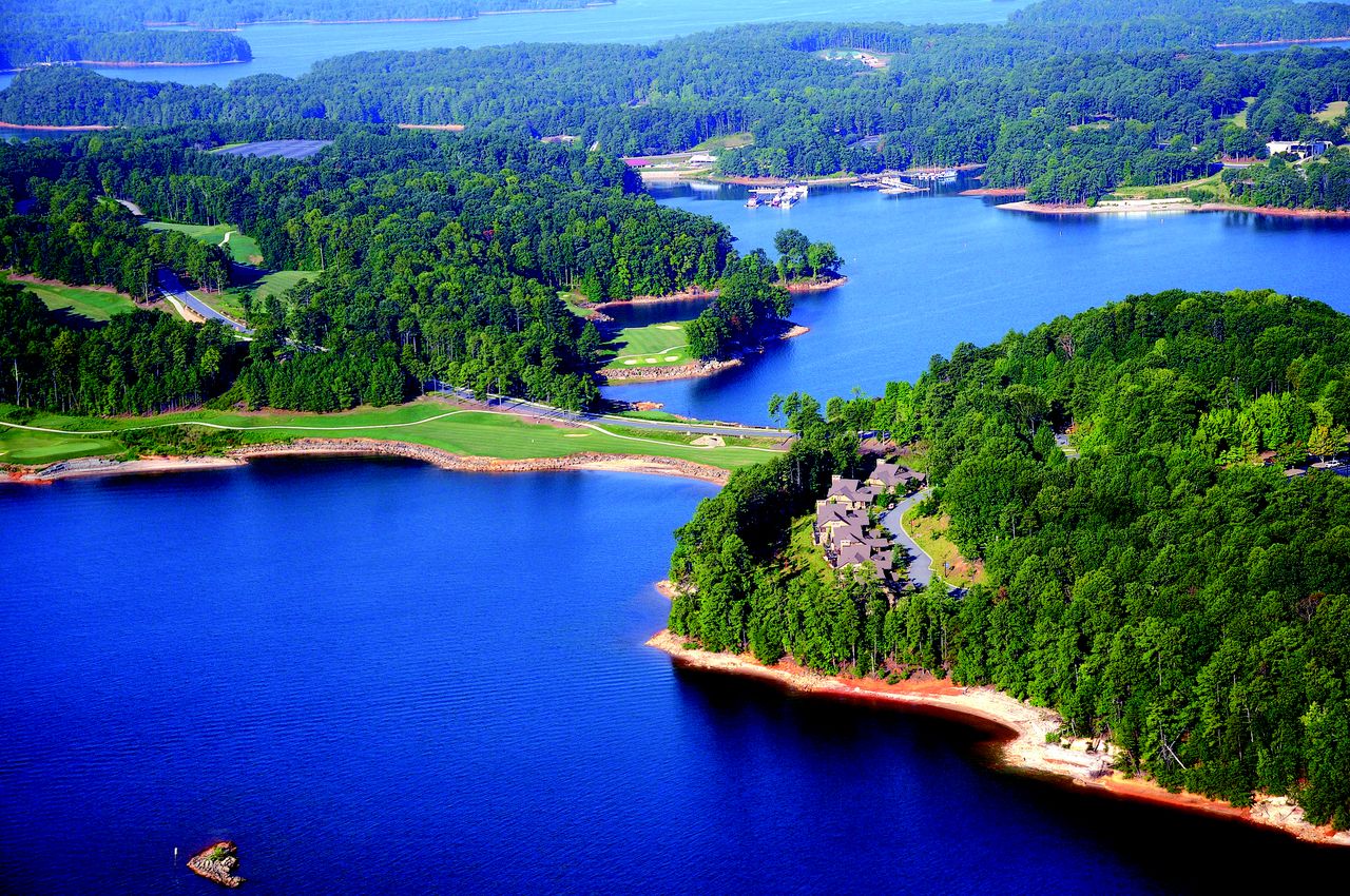 Summer Breeze Lake Lanier, Quimby's Cruising Guide