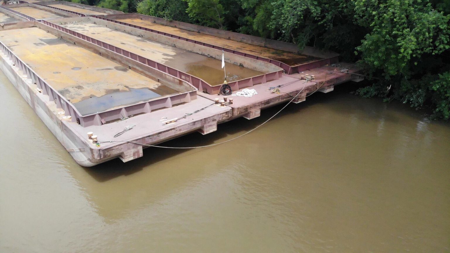 Cruising The Inland Waterways: Navigating Barges & Tows – Quimby's ...